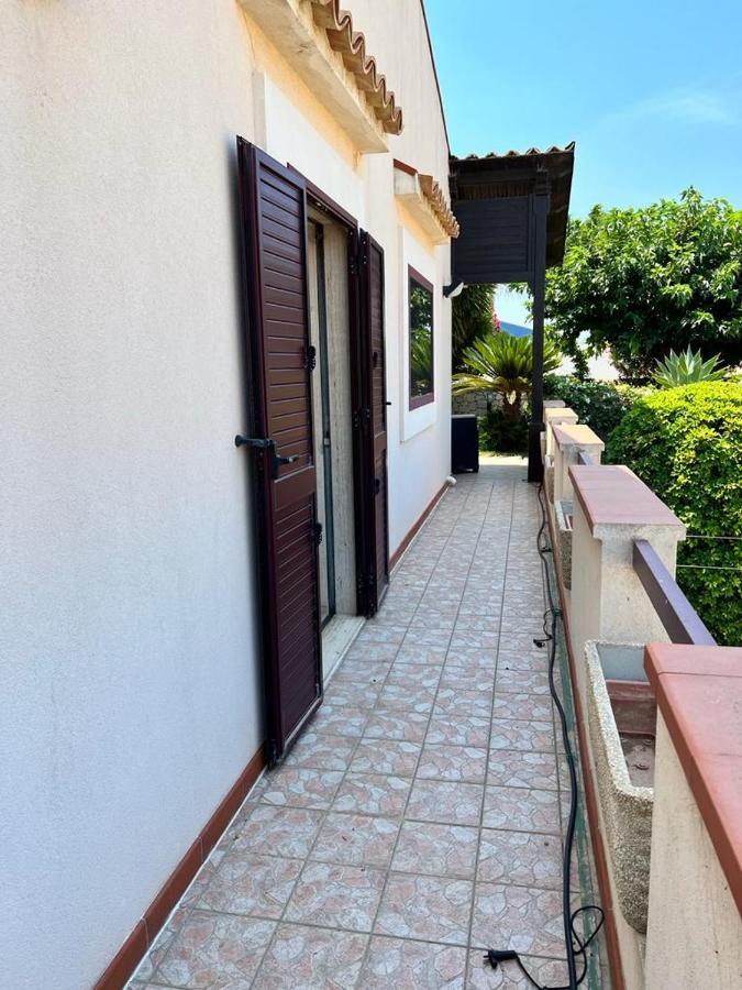 Casa Migliorisi A Marina Di Ragusa Per Vacanze Marina di Ragusa Exterior foto